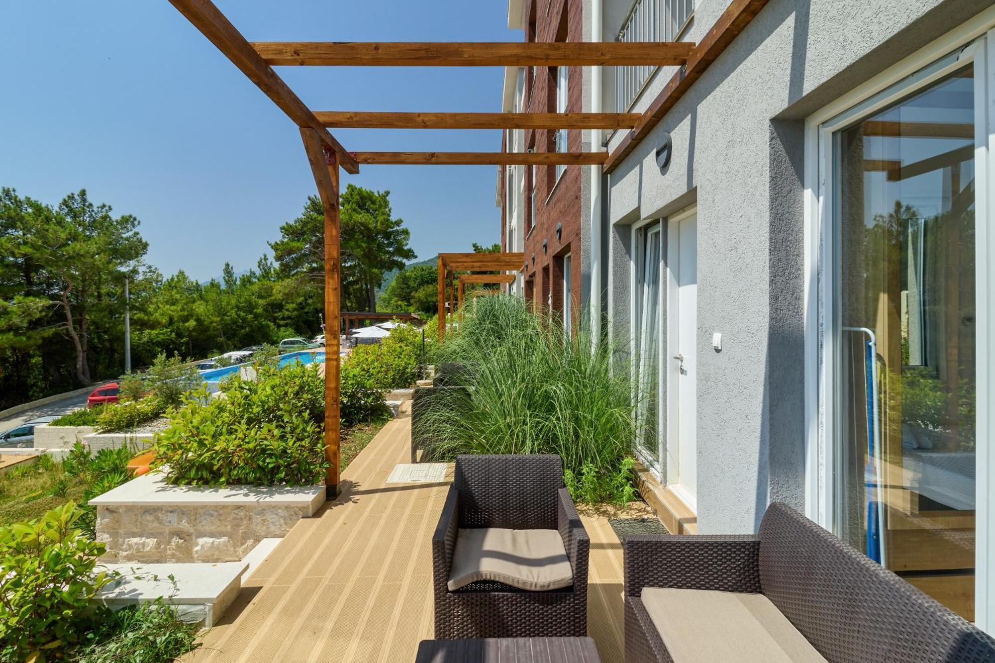 Aparthotel Adriatic Heights Kavač Exterior foto